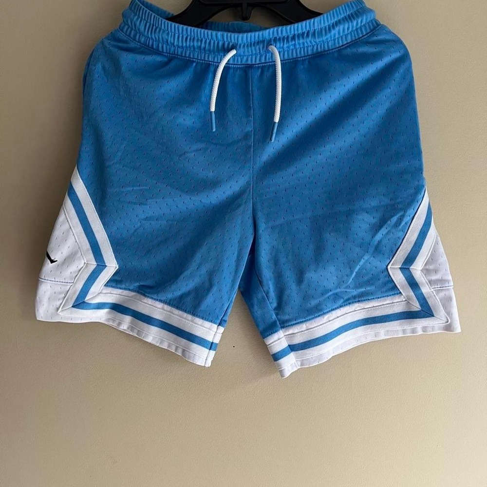 Jordan Boys University Blue Diamond Mesh Basketball Shorts Medium 10-12 NWT